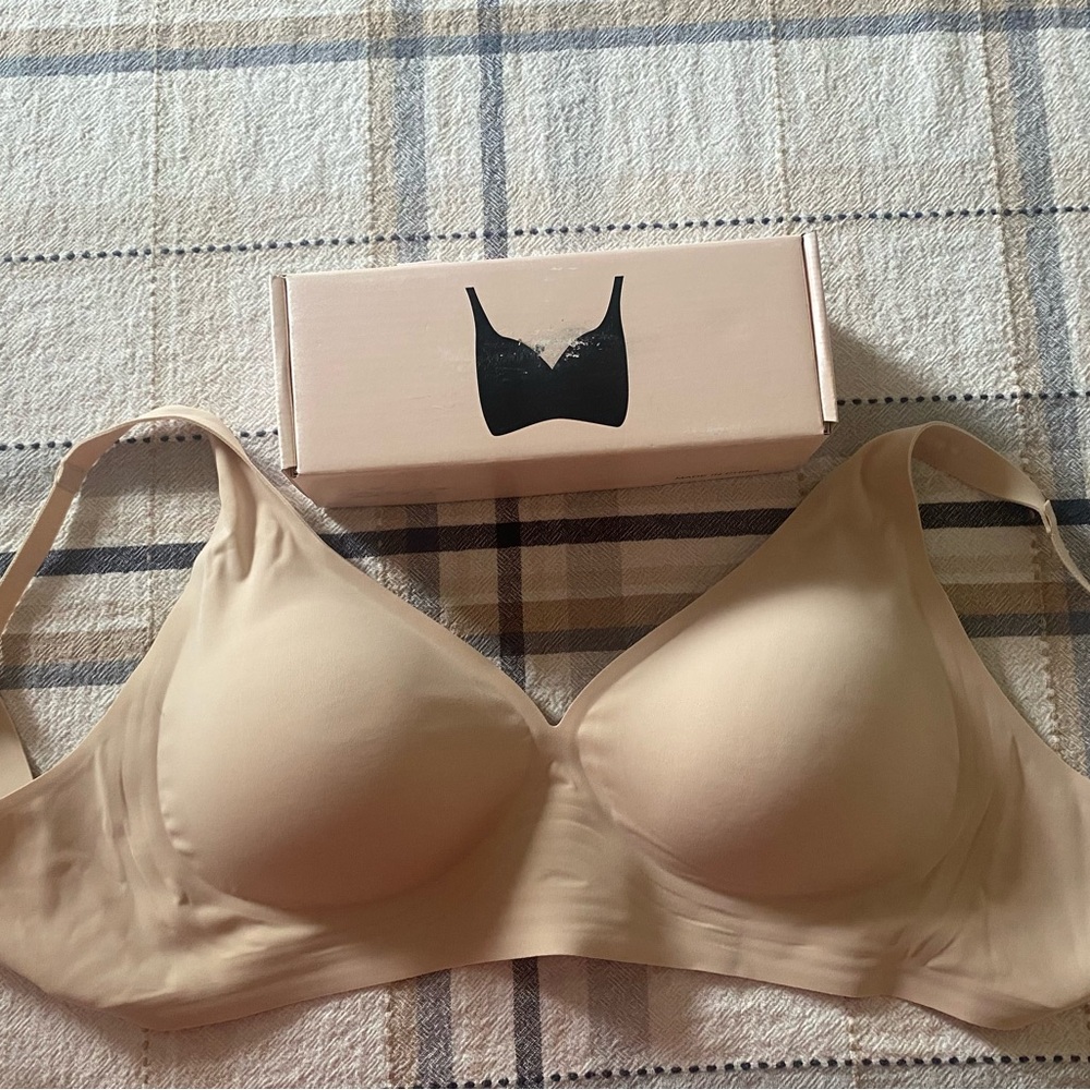 Seamless Gel Push-up Nude Bra